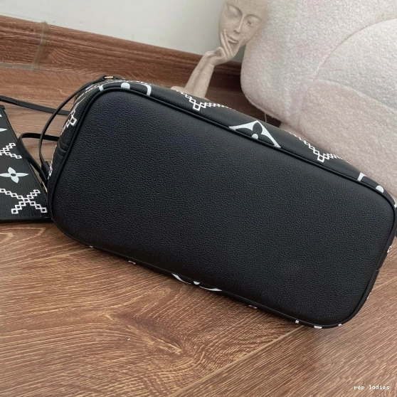 Cheap LOUIS NEVERFULL VUITTON MM 0801